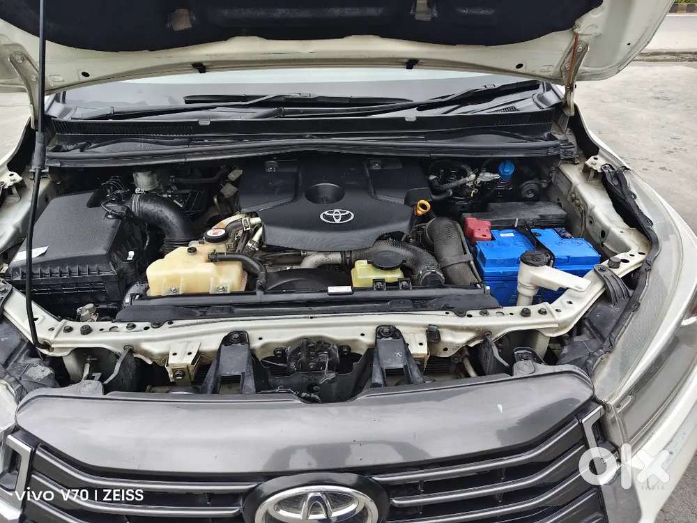 Toyota Innova Crysta 2.4 V 2022