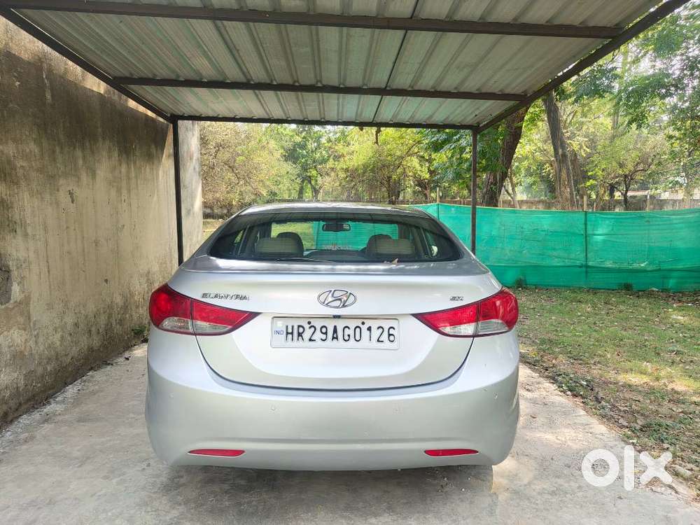 2014 Hyundai Elantra (petrol + Cng)