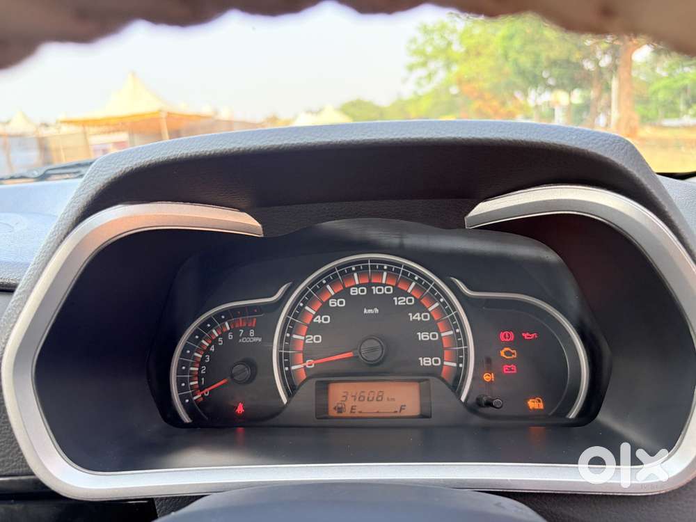 Maruti Suzuki Alto K10 1.0 Vxi, 2016, Petrol