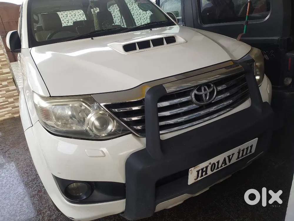 Toyota Fortuner Diesel 2012