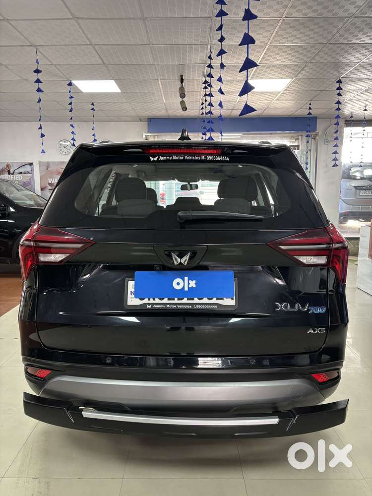 Mahindra Xuv700 Ax 5 Petrol Mt 7 Str (e), 2024, Petrol