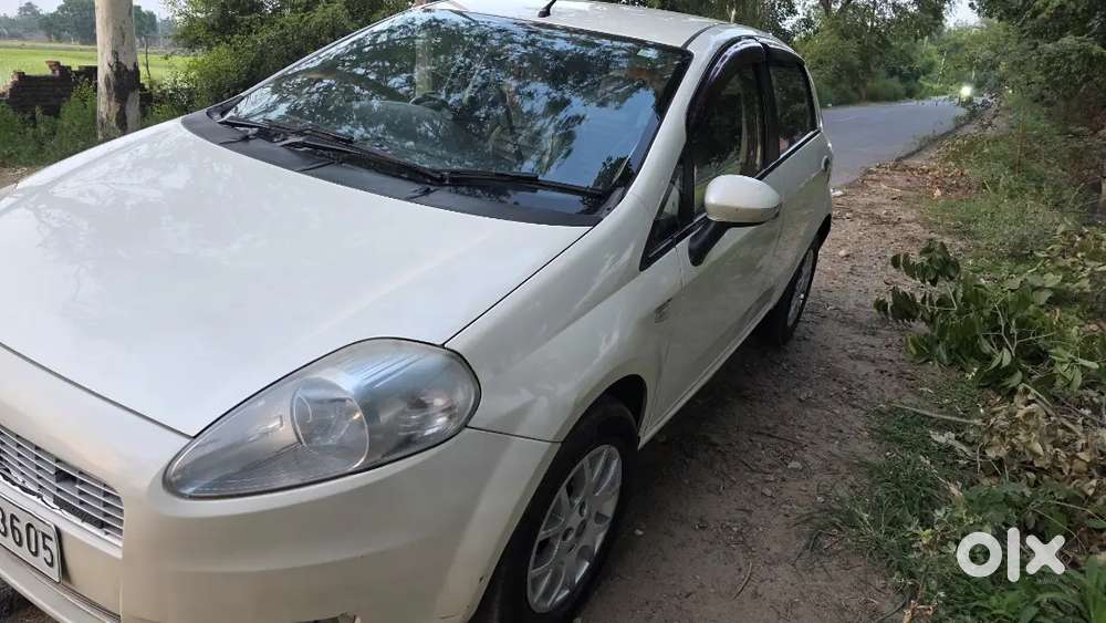 Fiat Grande Punto 2014 Diesel 185000 Km Driven