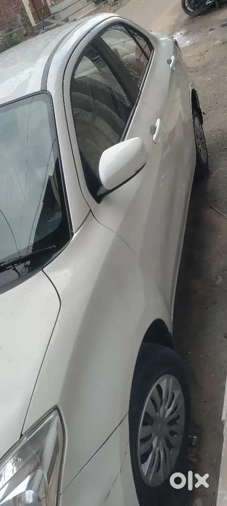 Maruti Suzuki Dzire 1.2 Vxi 2021