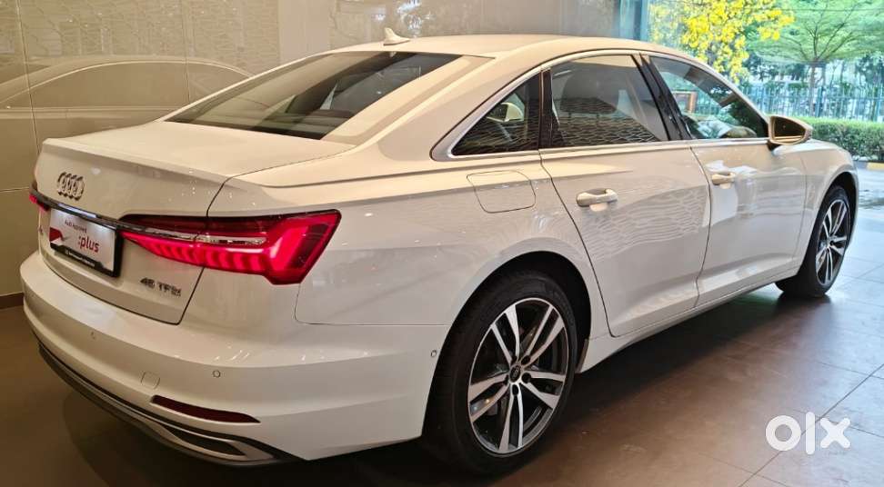 Audi A6 Technology 45 Tfsi W/o Matrix, 2024, Petrol