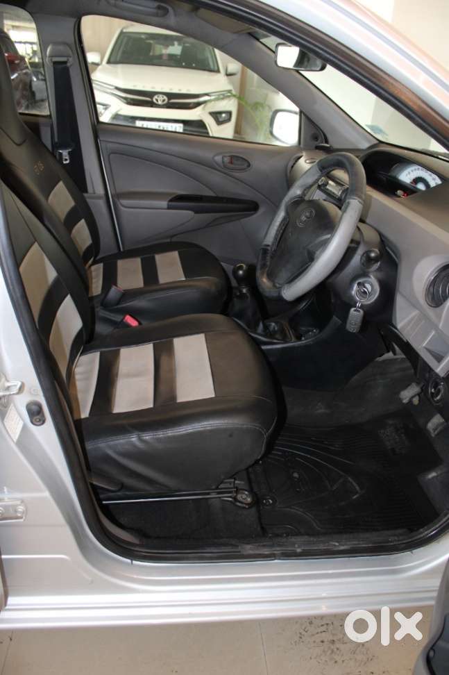 Toyota Etios 2010-2012 G, 2011, Petrol