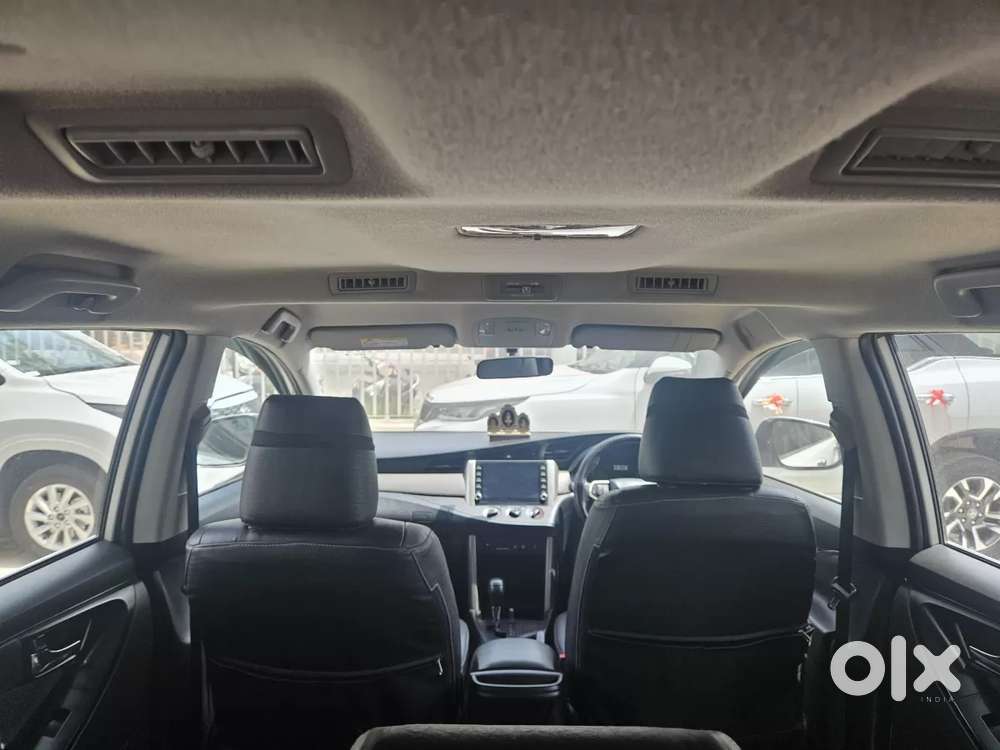 Toyota Innova Crysta [2020-ongoing] 2.4 Gx At 8 Str, 2022, Diesel