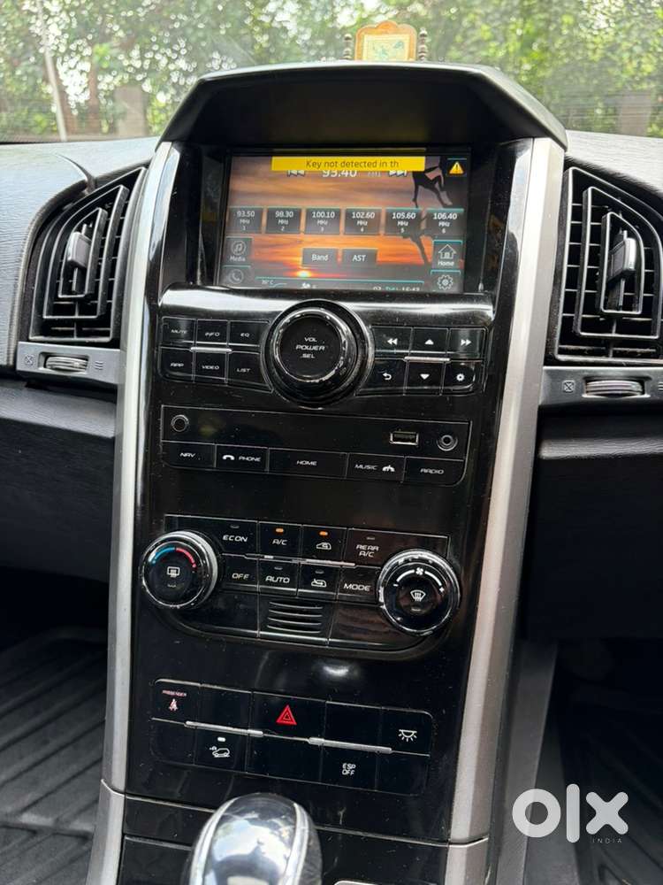 Mahindra Xuv500 Diesel 2018 W9 Automatic 74900km With Service Records
