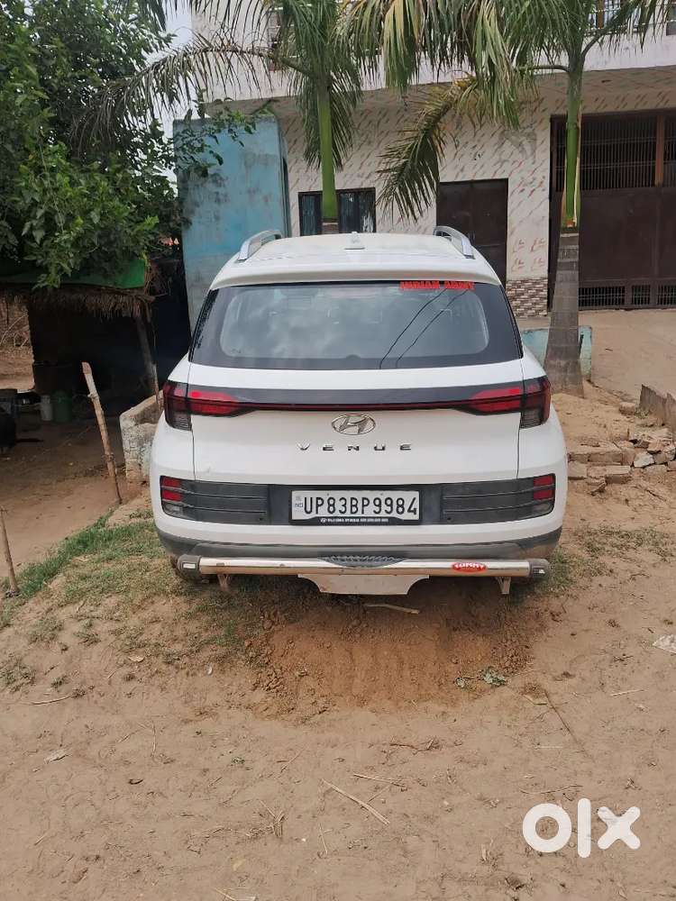Hundai Venue 2nd Model Only 38000 Km Run