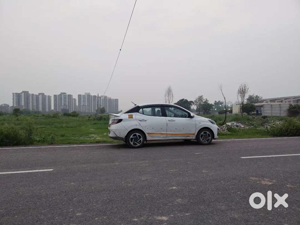 2024 Hyundai Aura S Cng Manual 79000 Km