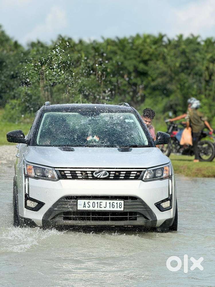 Mahindra Xuv300 2019 Petrol Well Maintained