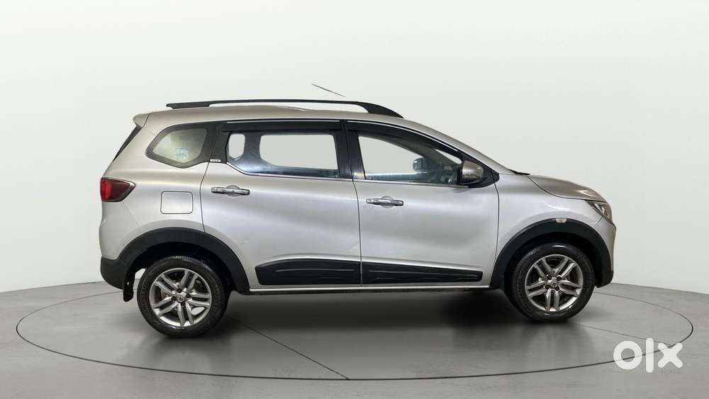 Renault Triber Rxz, 2021, Petrol
