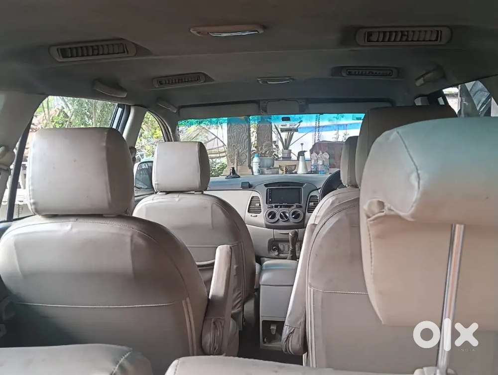 Toyota Innova 2.5 G [2011]  7 Str Bs4