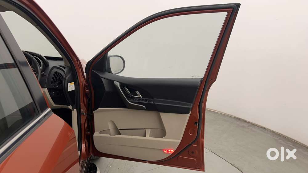 Mahindra Xuv500 W10 At, 2017, Diesel