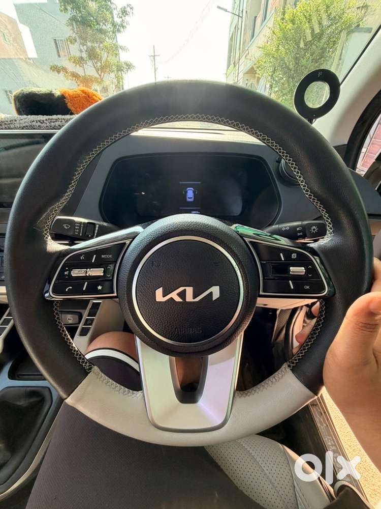 Kia Carens 1.5 Petrol 2024 7 Seater | 18800 Km Drive | 1st Owner