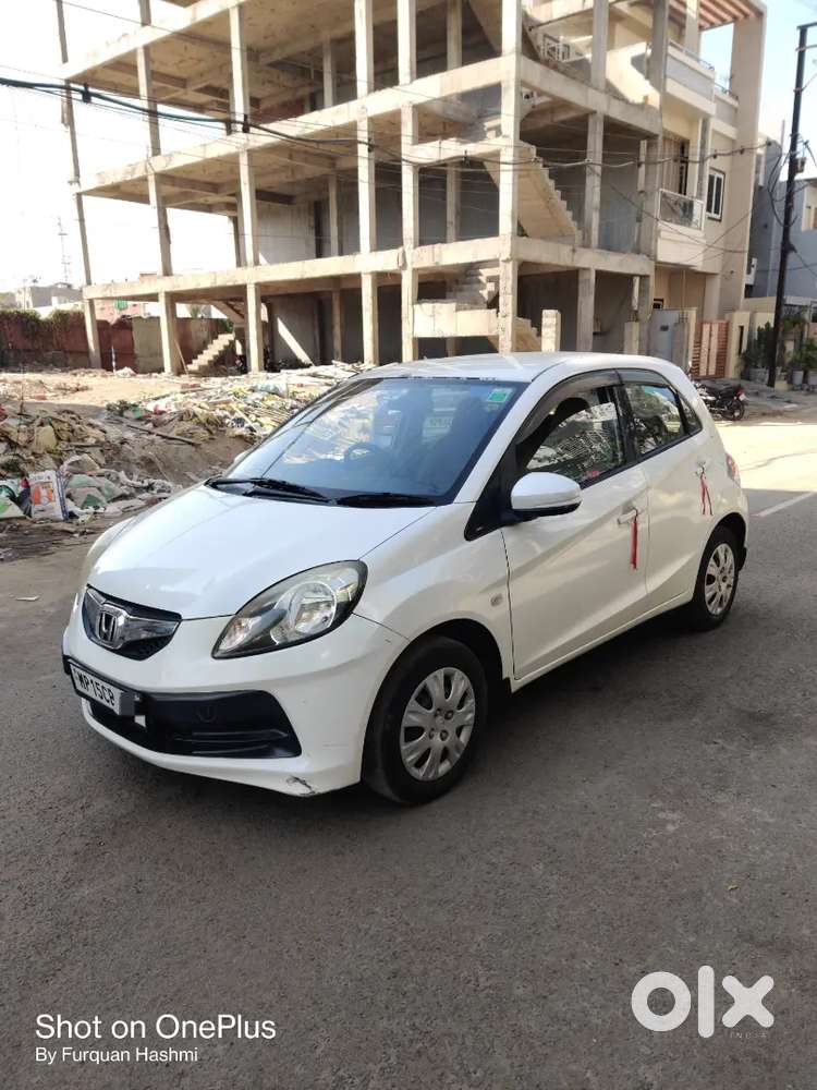 Honda Brio 2016 Petrol Well Maintained