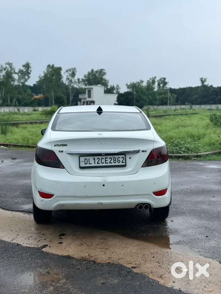 Hyundai Verna 2012 Fluidic Suv