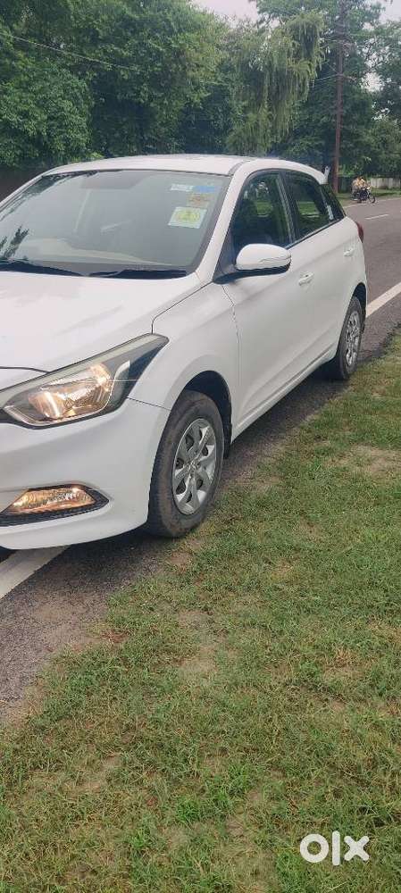 Hyundai Elite I20 Sportz (o) 1.2, 2017, Petrol
