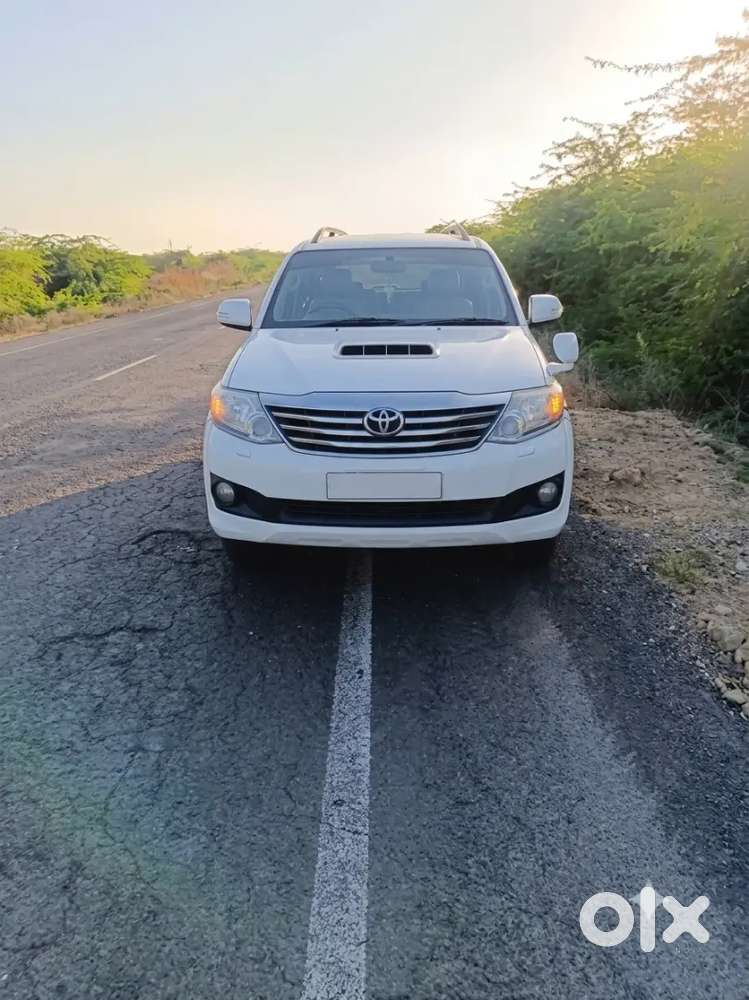 Toyota Fortuner 2013 Manual Diesel
