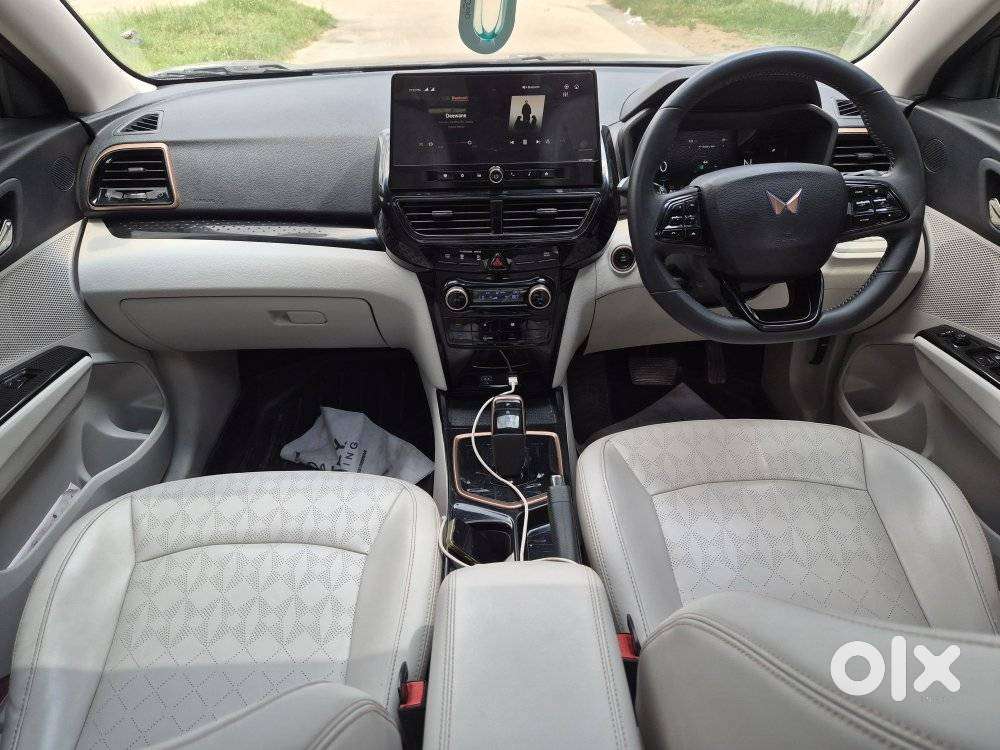 Mahindra Xuv400 El 7.2 Kw Dt, 2024, Electric