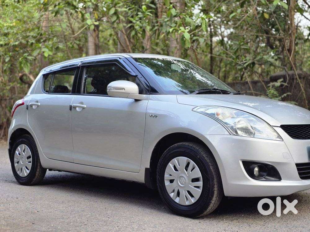 Maruti Suzuki Swift Vxi + Manual, 2013, Petrol