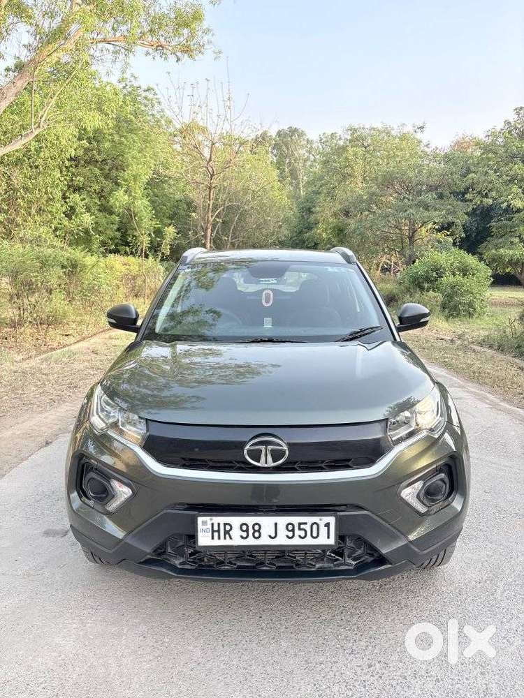 Tata Nexon 1.2 Revotron Xm (s), 2023, Petrol