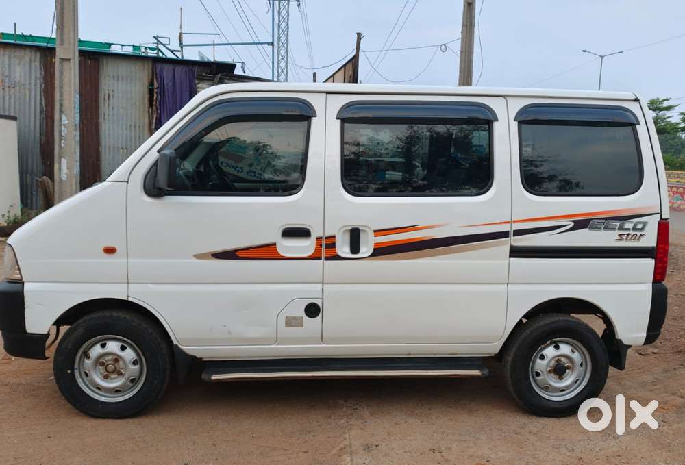 Maruti Suzuki Eeco 7 Seater Standard, 2012, Petrol