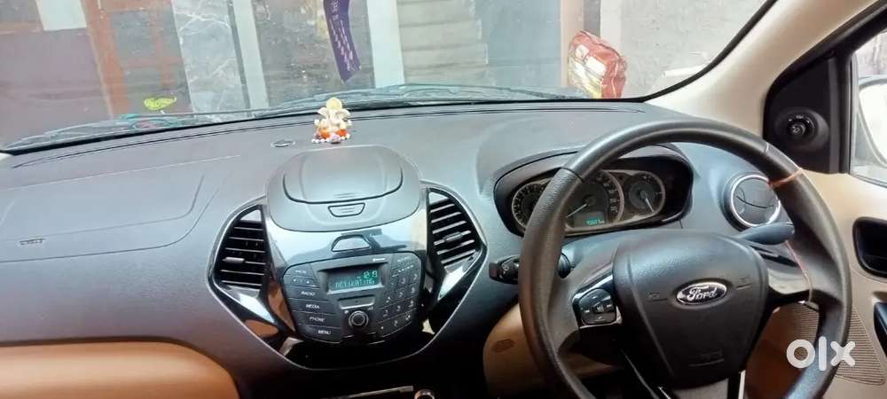 Ford Figo Aspire Titanium 2017