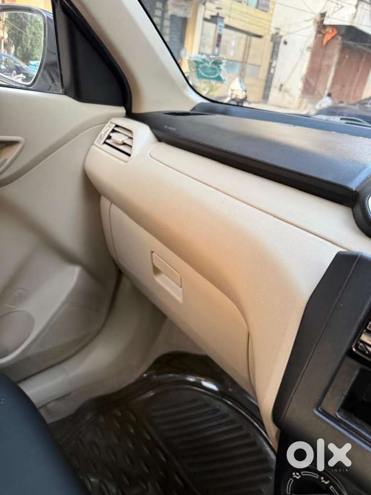 Maruti Suzuki Swift Dzire, 2023, Petrol