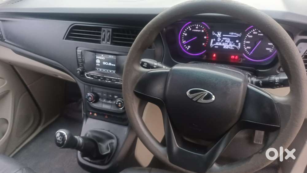 Mahindra Marazzo M4, 2018, Diesel