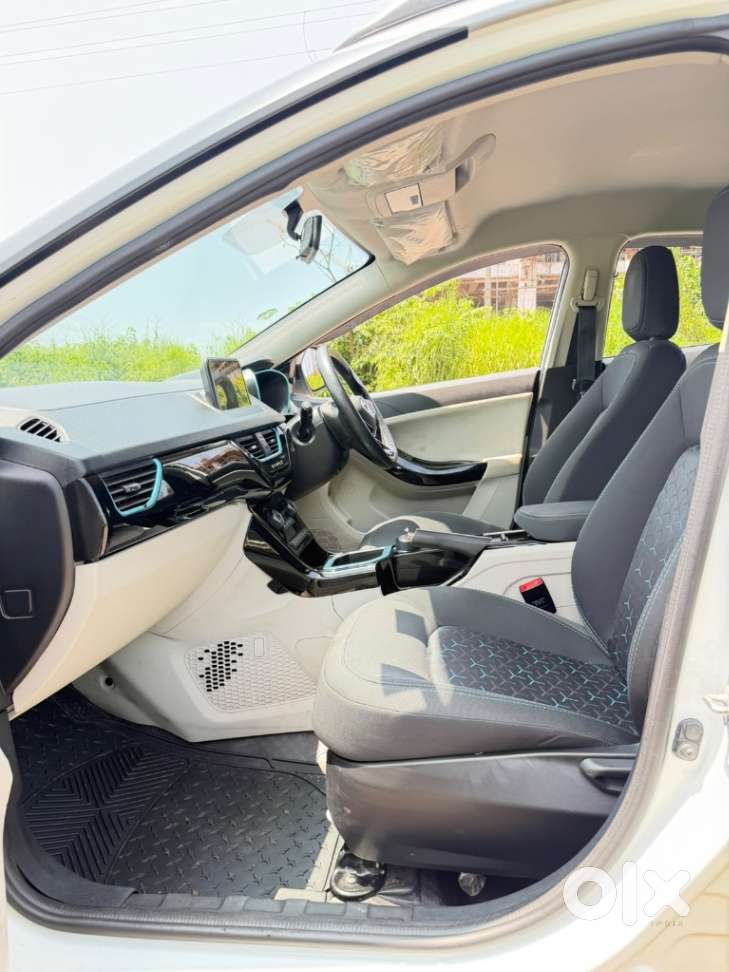 Tata Nexon Ev Xz Plus, 2022, Electric