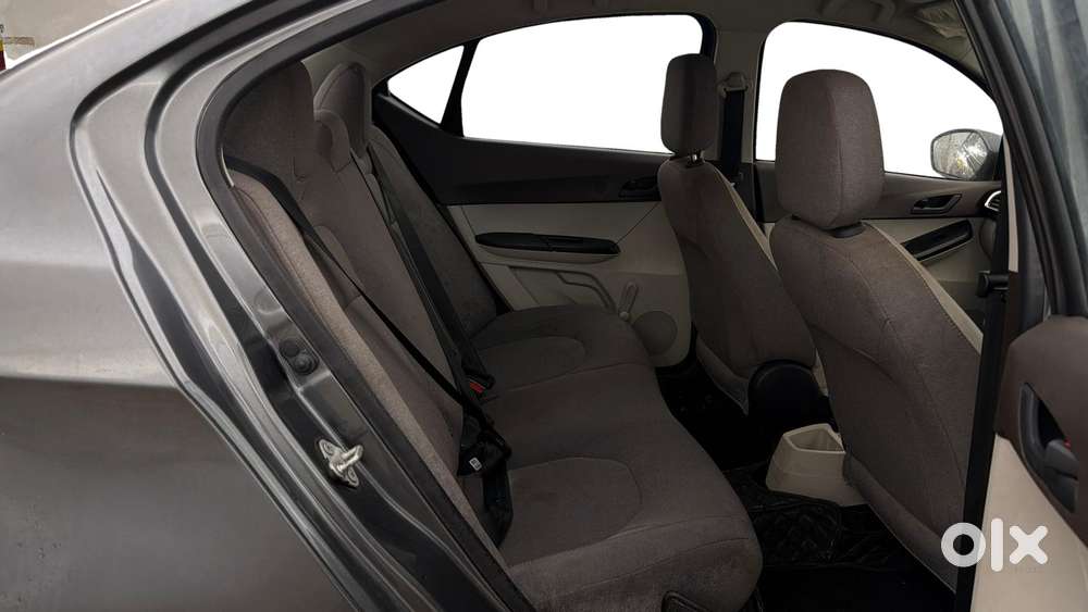 Tata Tigor Xm, 2025, Petrol