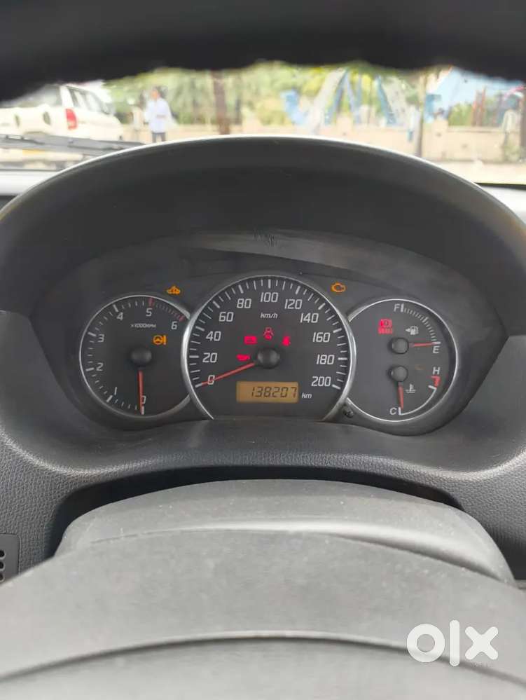 Maruti Suzuki Swift Vdi 2010