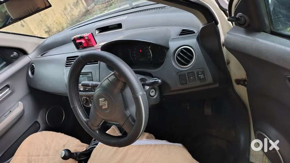 Maruti Suzuki Swift Dzire 2010