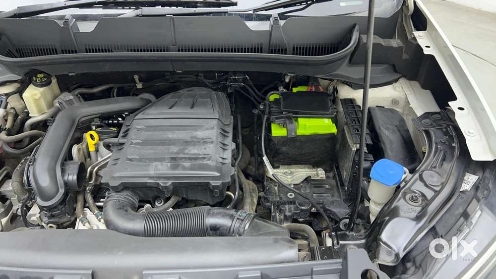 Volkswagen Taigun 1.0 Tsi Highline At, 2022, Petrol