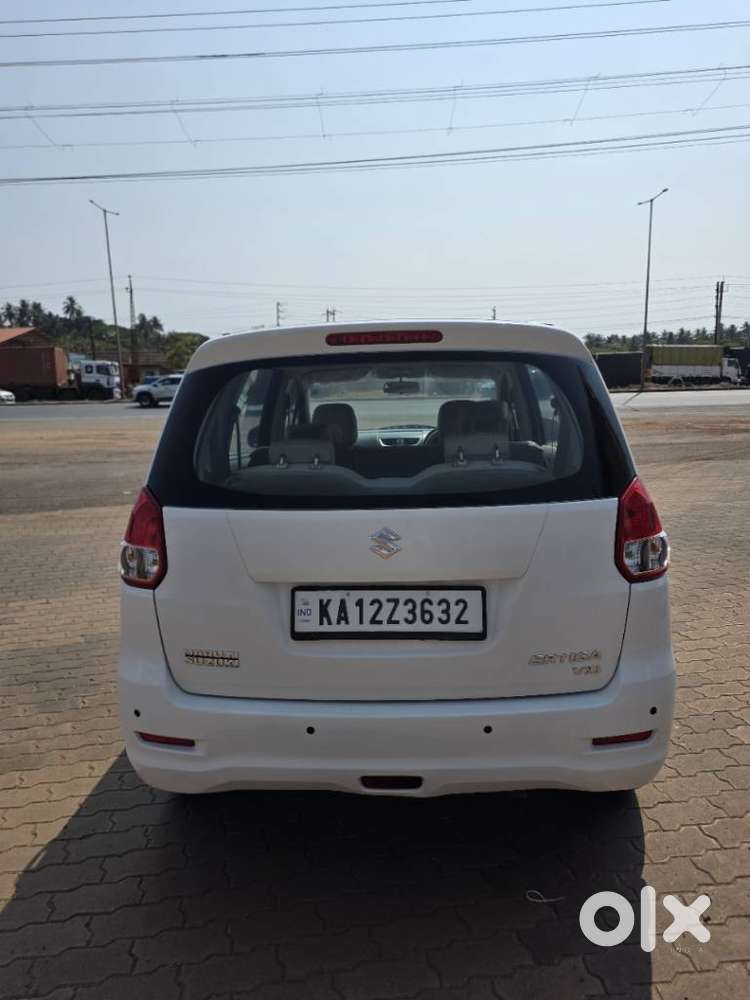 Maruti Suzuki Ertiga Vxi Abs Bs Iv, 2015, Petrol