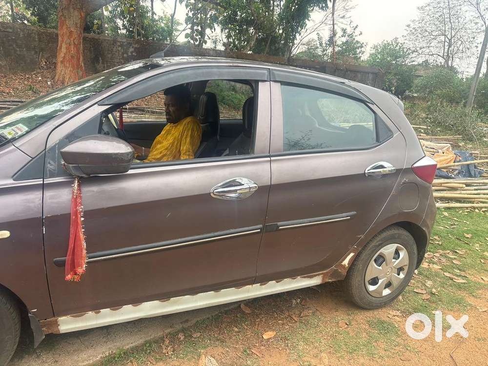 Tata Tiago Ev 218 Petrol 86160 Km Driven