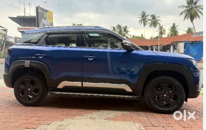 Maruti Suzuki Brezza 1.5 Zxi At Smart Hybrid, 2023, Petrol
