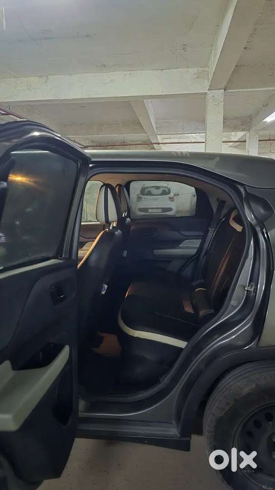 Tata Punch Adventure Rhythm Pack Mt