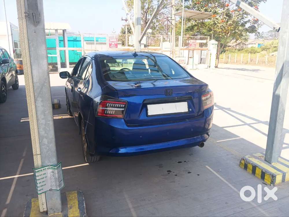 Honda City 'v'