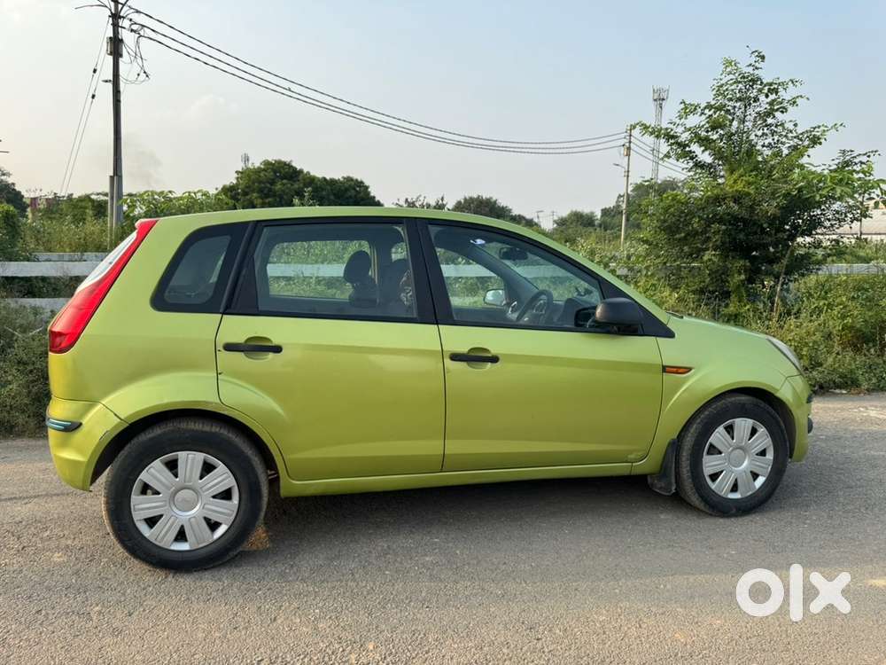Ford Figo Petrol Manual 2012
