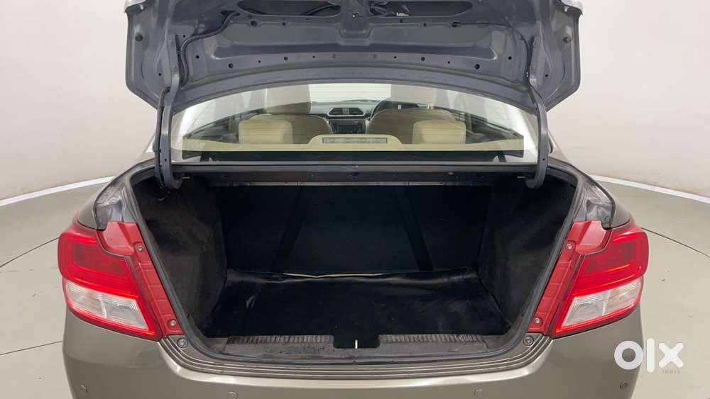 Maruti Suzuki Dzire 1.2 Zxi Amt, 2019, Petrol