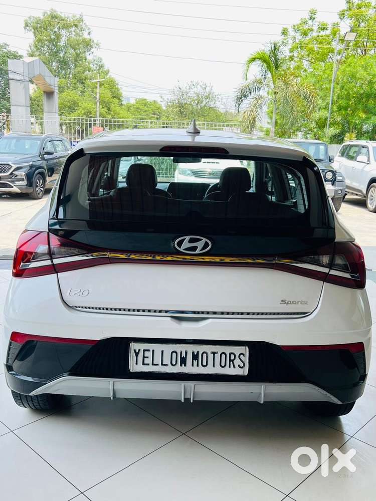 Hyundai New I20 1.2 Sportz Ivt, 2024, Petrol
