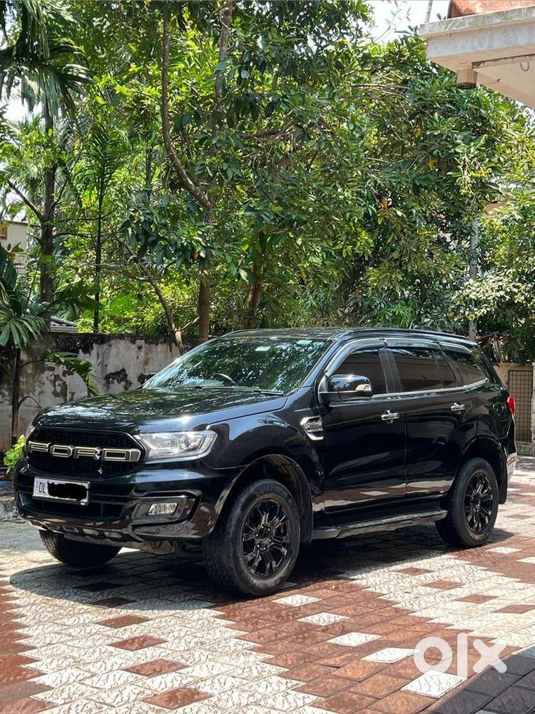 Ford Endeavour Titanium Plus 2019 Diesel Well Maintained