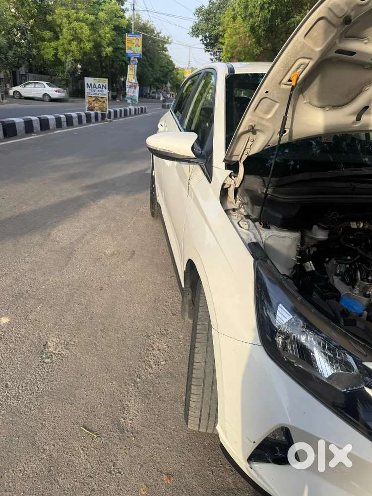 Hyundai I20 2023 Petrol 35000 Km Driven