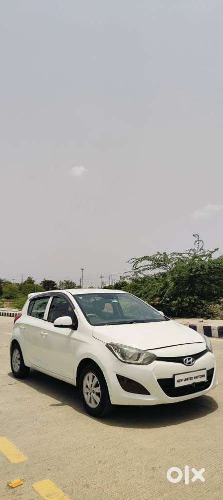 Hyundai I20 Sportz 1.2 Bs-iv, 2013, Diesel