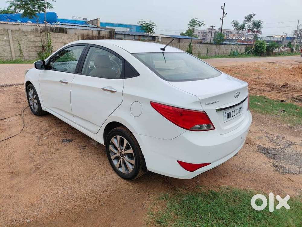 Hyundai Verna 1.6 Sx Crdi, 2015, Diesel
