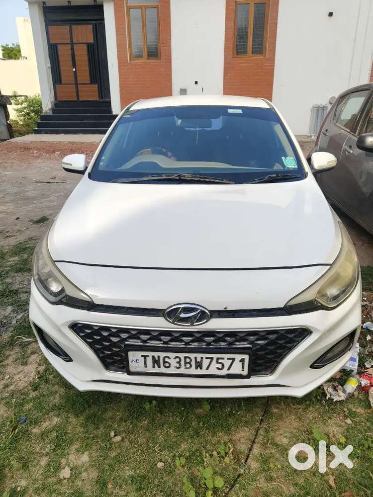 Hyundai I20 Sportz Automatic 2020 Petrol Good Condition