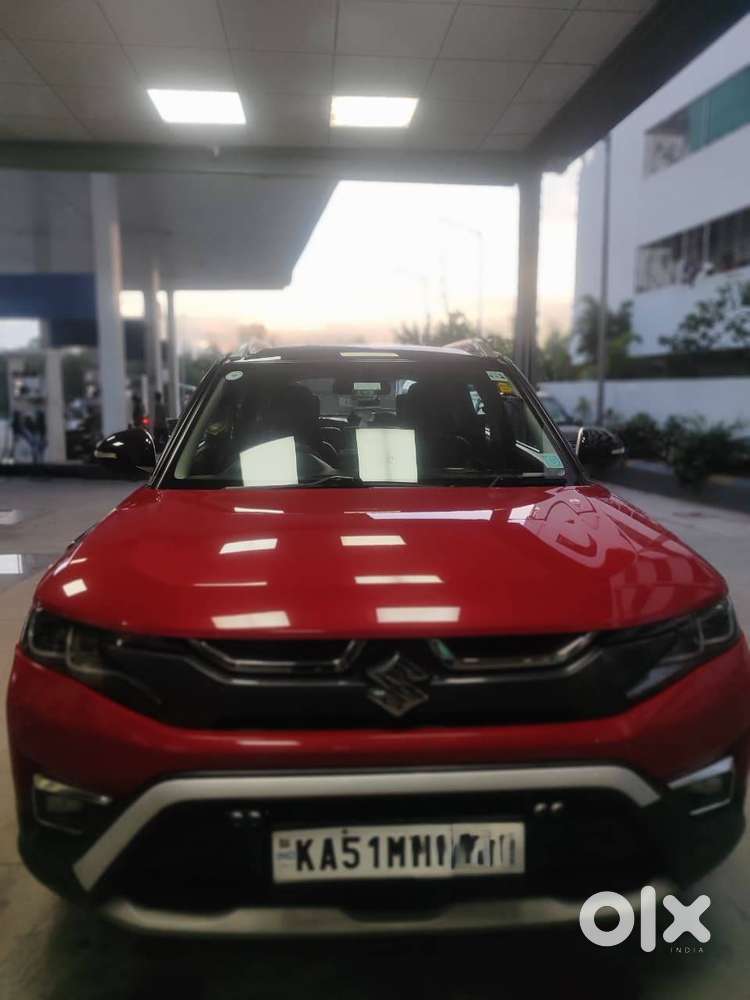2023 Maruti Brezza 1.5 Zxi Dual Tone (red And Black)