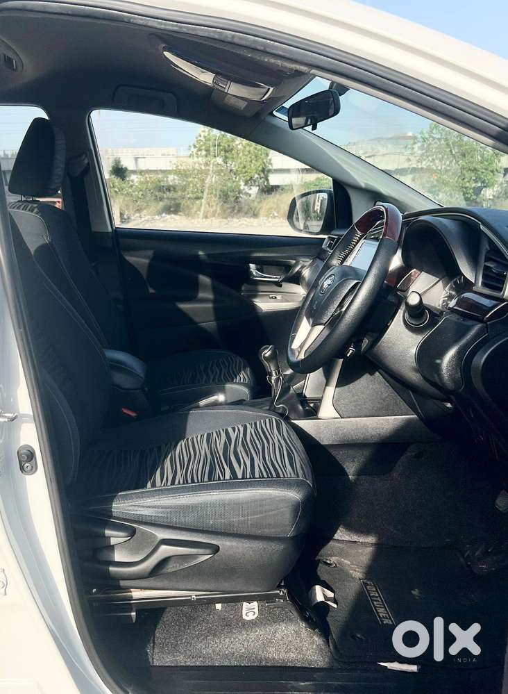 Toyota Innova Crysta [2020-ongoing] 2.7 Vx 7 Str, 2022, Petrol