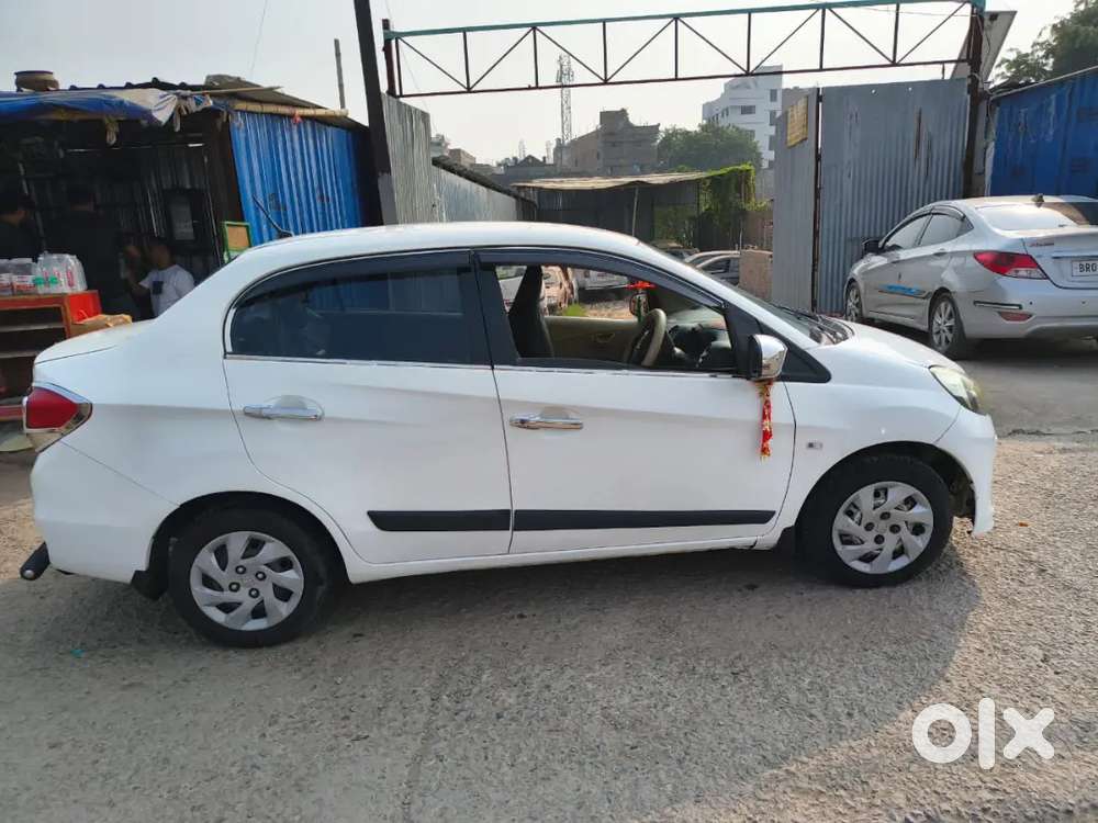 Honda Amaze 2015 Diesel 62460 Km Driven